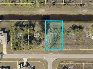 807 Theodore Vail St E, Lehigh Acres, FL 33974