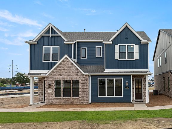 Collin Creek - Matthews Interior Image 1