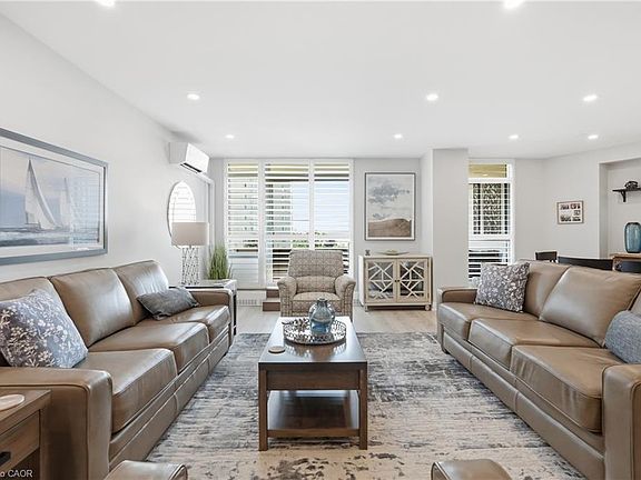 5th image of 5250 Lakeshore Rd #508