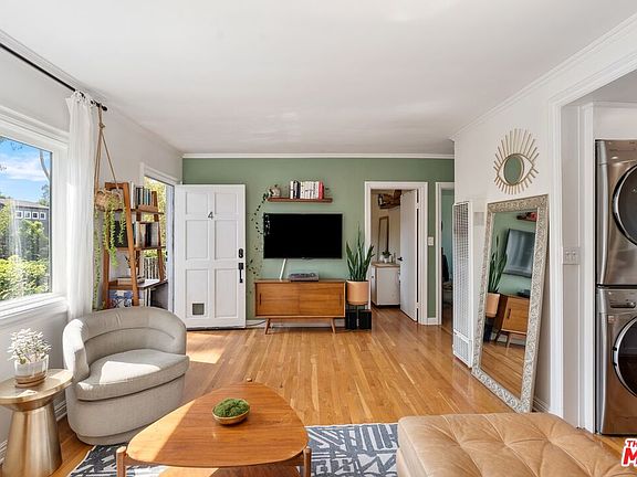 3rd image of 717 Raymond Ave APT 4