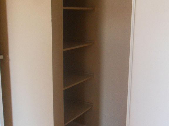 5th image of 537 Kolson Cir APT D