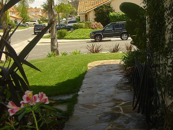 4th image of 12744 Brickellia St