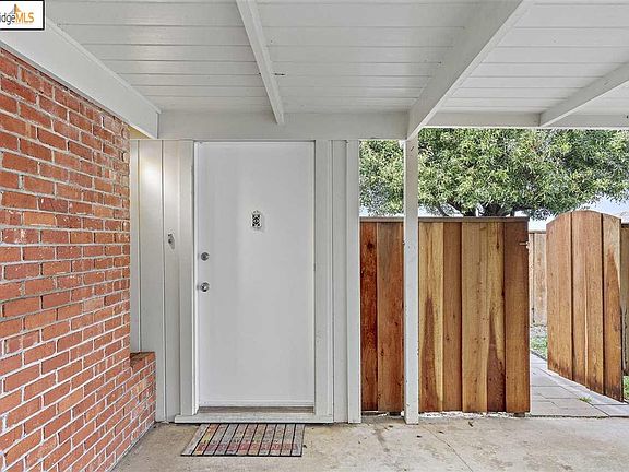 2nd image of 5620 Panama Ave