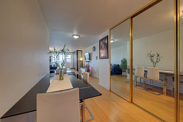 Sold by Benjamin Realty Since 1980 | media 31