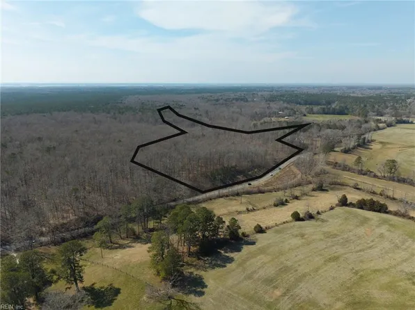 38 Burleigh Rd, Gloucester, VA 23061