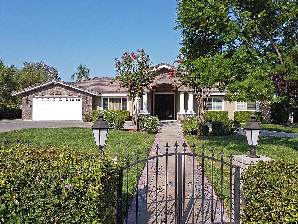 1st image of 27345 Tierra Verde Dr