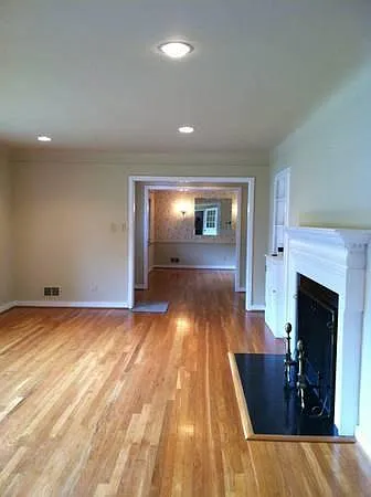 7925 Sagamore Dr — Photo 4
