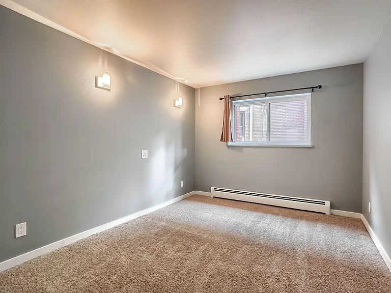 1245 Columbine St #204 — Photo 16