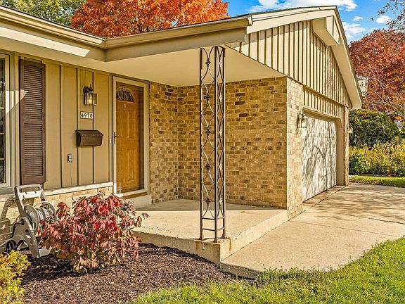 5th image of 4970 Sussex Ln