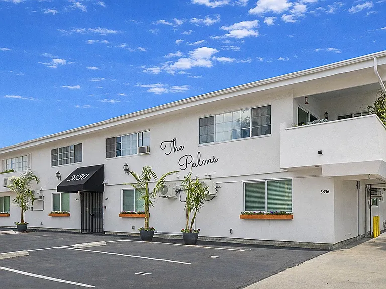 The Palms on Midvale — Photo 1