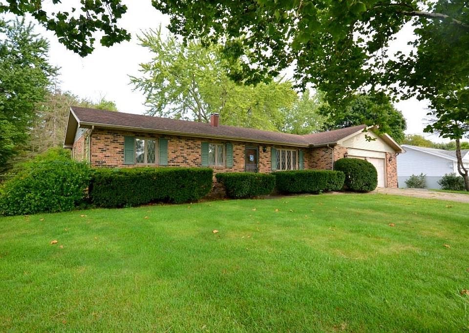 1st image of 54715 Brookside Dr