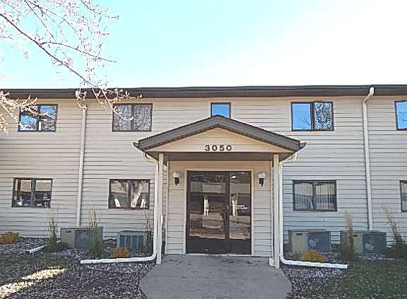 5th image of 3050 Riverwood Dr APT 126