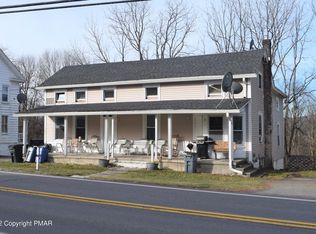 2550 N Delaware Dr, Mount Bethel, PA 18343