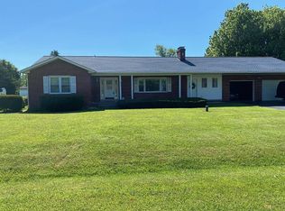 7902 Edgewood Farm Rd, Frederick, MD 21702