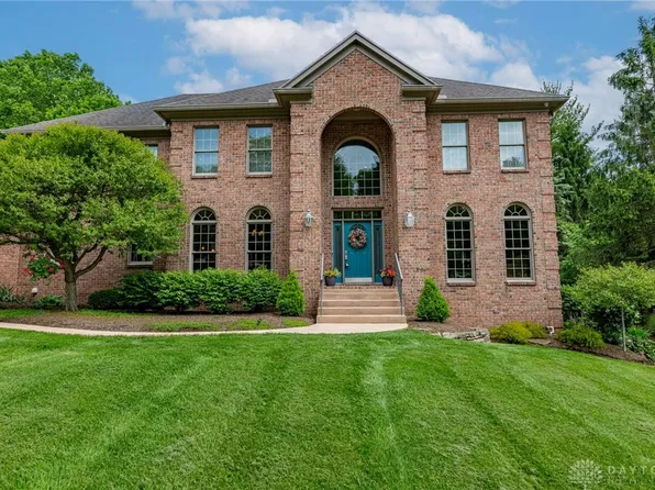 1370 Soaring Heights Dr, Dayton, OH 45440
