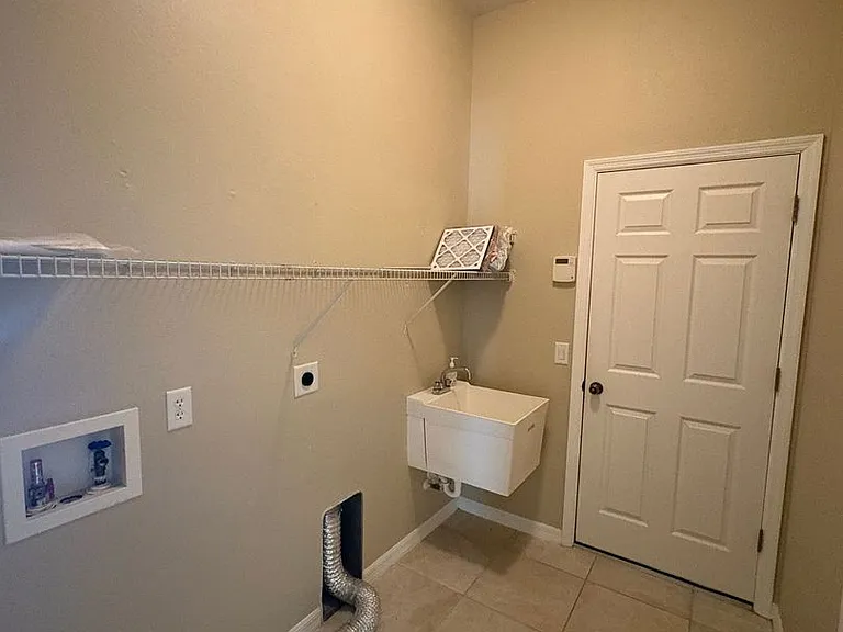 3185 Soft Breeze Cir — Photo 41