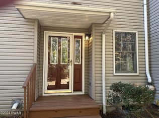 1D Milford Town Green Ln #1D, Milford, PA 18337