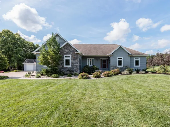 3004 Deerfoot Trl, Huron, OH 44839