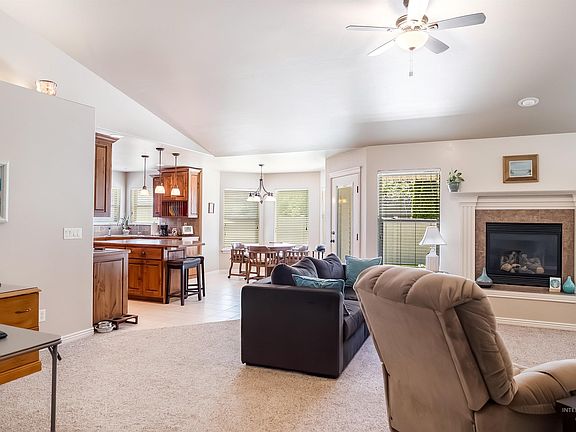 5th image of 2153 Settlers Ln