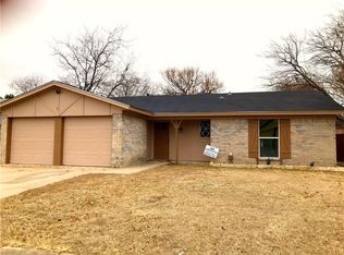 6213 Douglas Dr, Watauga, TX 76148