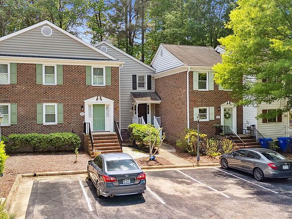2nd image of 104 Westover Ct