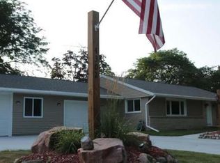 4302 S 14th St, Sheboygan, WI 53081