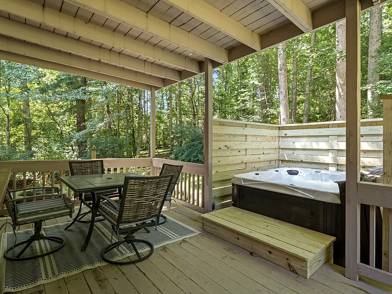 Turnberry Dr — Photo 29