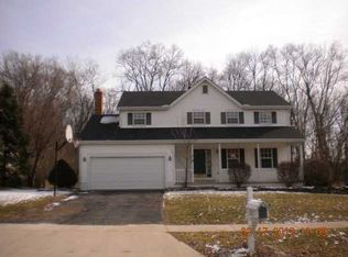 325 Timber Ridge Dr, Pickerington, OH 43147