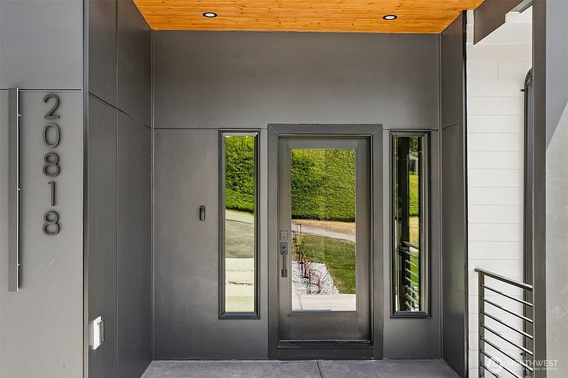 3rd image of 20818 S 9th Avenue