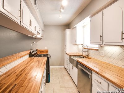 2208 Lotus Blossom St, San Antonio, TX, 78247
