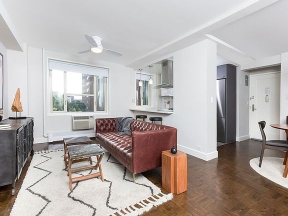 3rd image of 540 E 20th St APT 10F