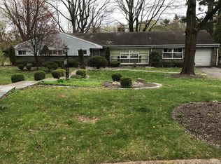 1002 Arboretum Rd, Wyncote, PA 19095