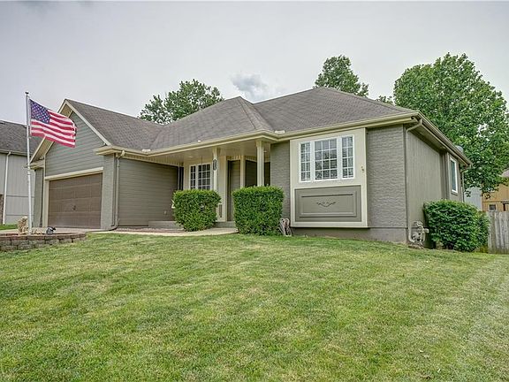 3rd image of 2113 NW Anchor Pointe Dr