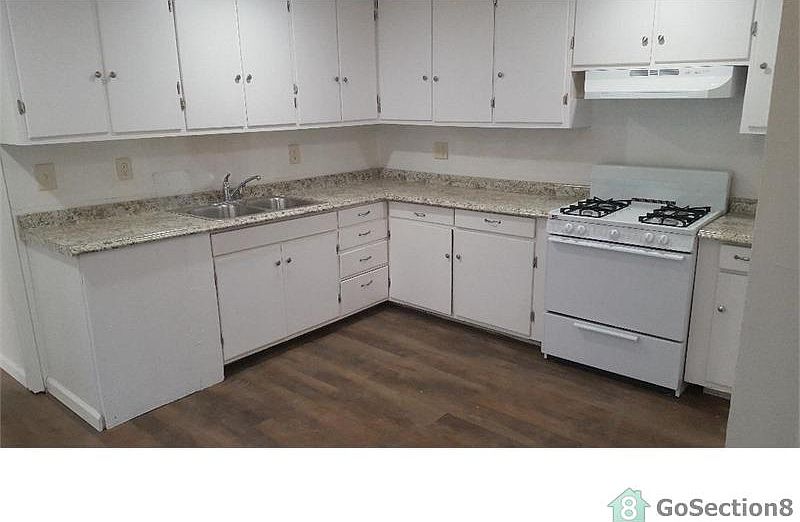 2nd image of 320-22 Southlook Ave
