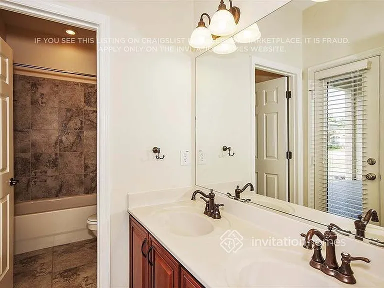 1390 Stellar Dr — Photo 11
