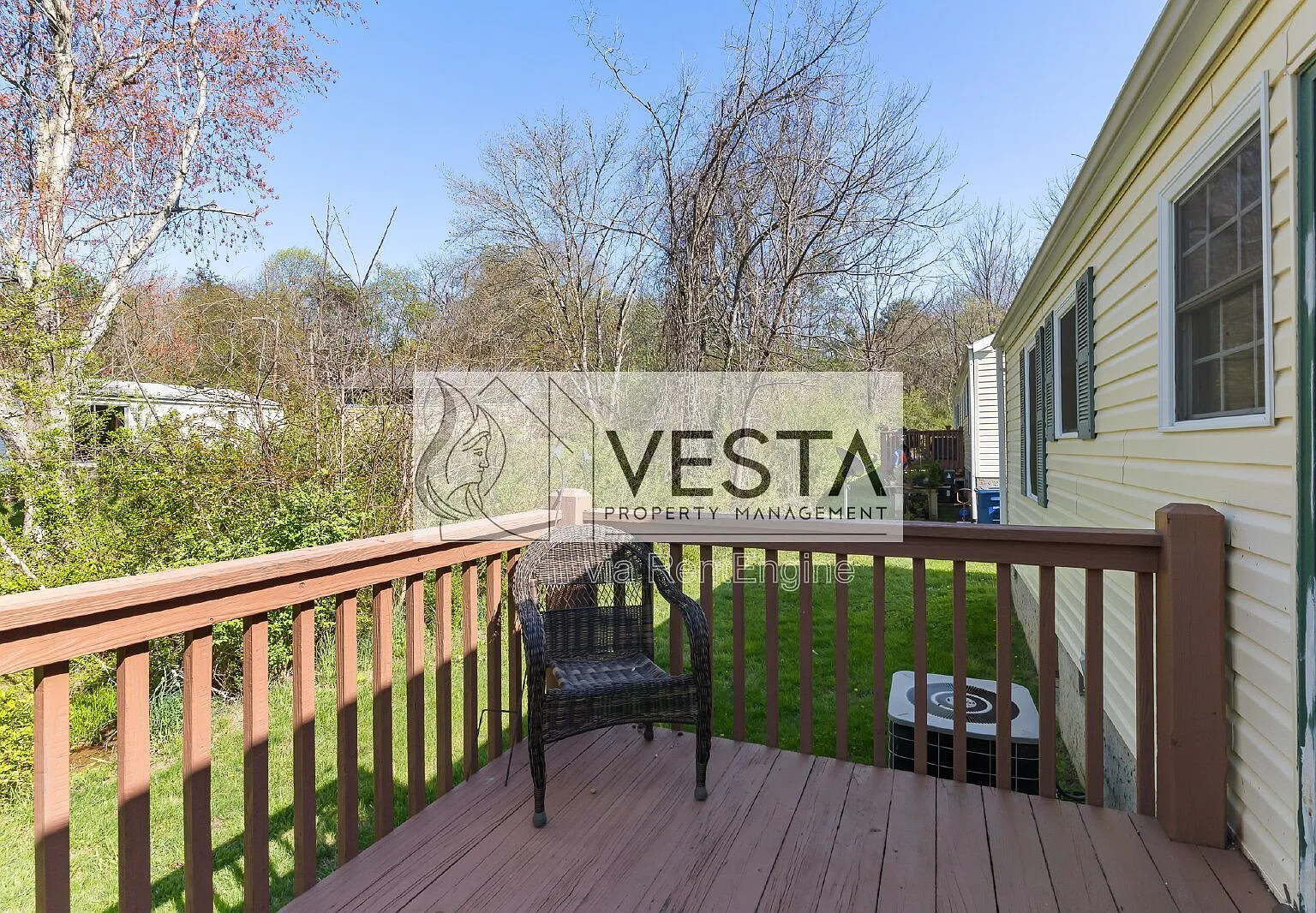 2 bed, 1.0 bath, 690 sqft, $1,250 — Photo 3