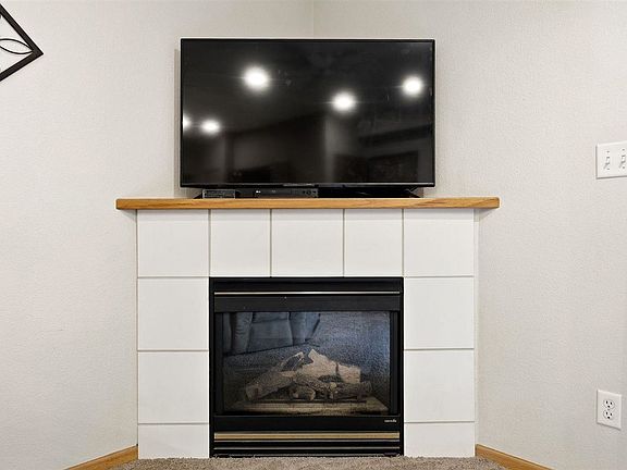 4th image of 2272 Holiday Rd APT 606