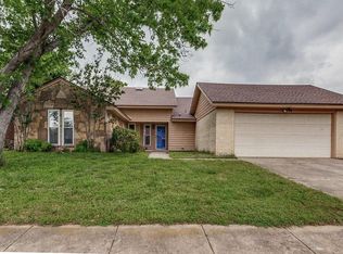 11105 Bailey Dr, Oklahoma City, OK 73162