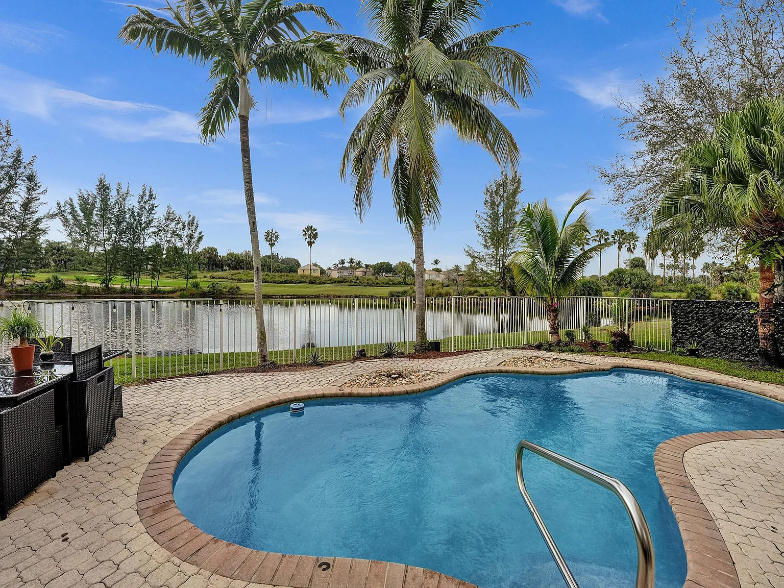 5 bed, 3.0 bath, 3011 sqft, $5,500 — Photo 1
