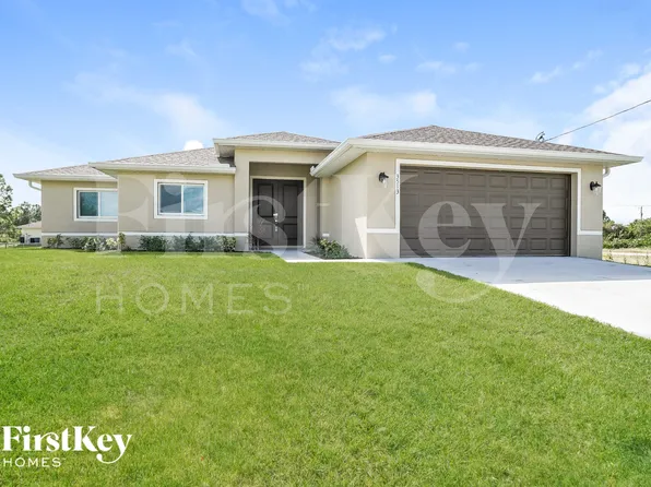 3513 23rd St SW, Lehigh Acres, FL 33976