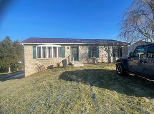 22 Red Hill Rd, Milton, PA 17847