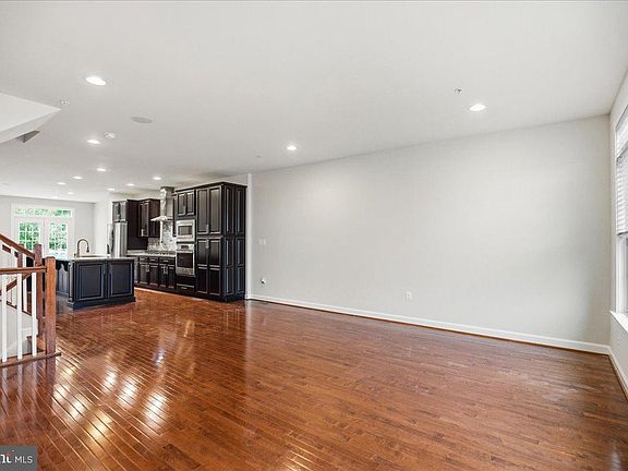 5th image of 2527 Rolling Forest Dr