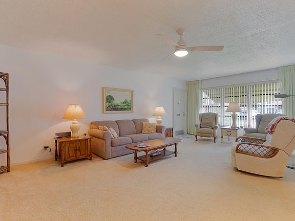 5th image of 885 North Drive #C