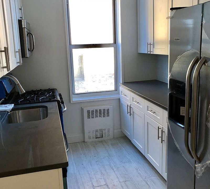 1st image of 2900 Ocean Ave APT 2E