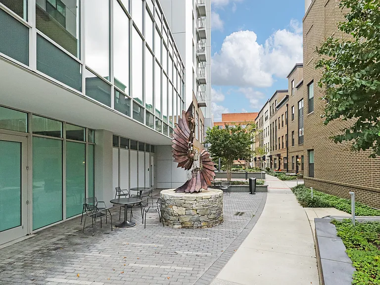 925 N Fairfax St #311 — Photo 34