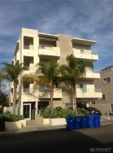 11831 Avon Way Penthouse 1, Los Angeles, CA, 90066