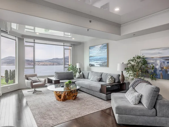 1152 Sunset Dr Unit 1601, Kelowna, BC V1Y 9R7