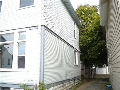 3rd image of 731 N Downing St