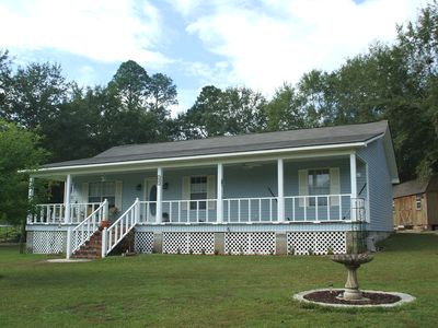 696 Ida St, Slocomb, AL, 36375