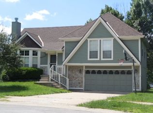 8007 W 148th Ter, Overland Park, KS 66223